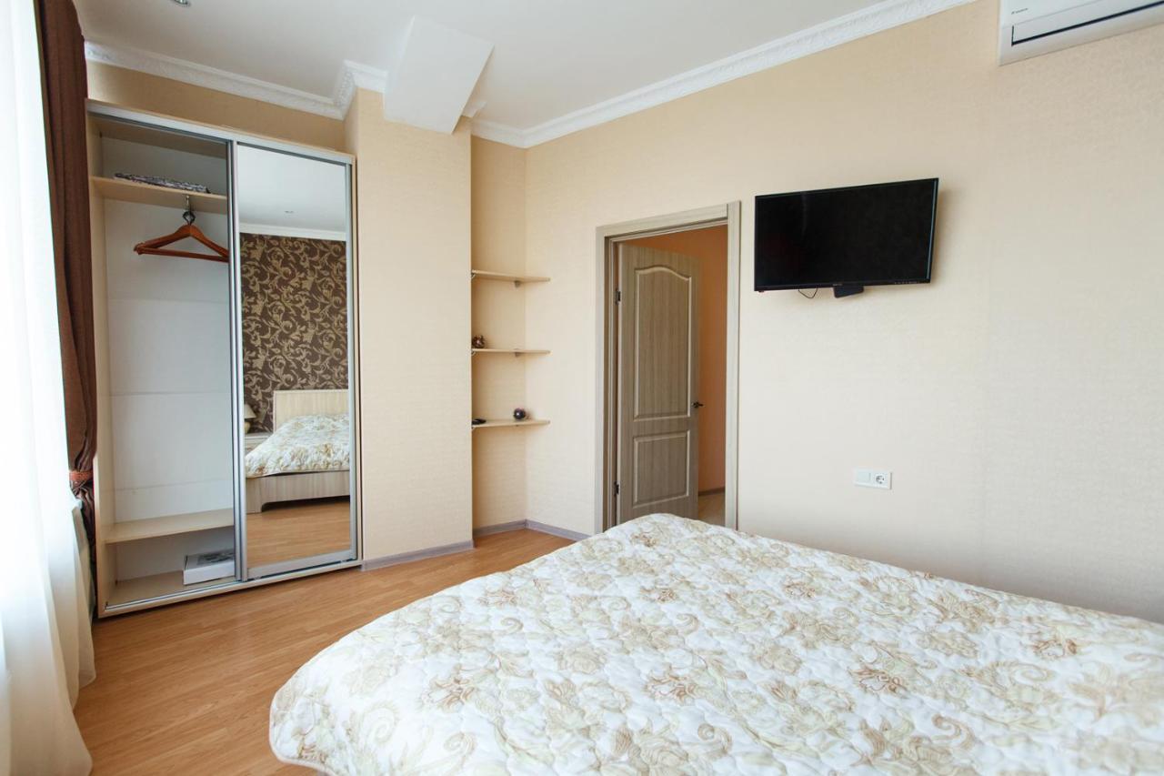 Sun City Apart Hotel Dnipro Exterior foto